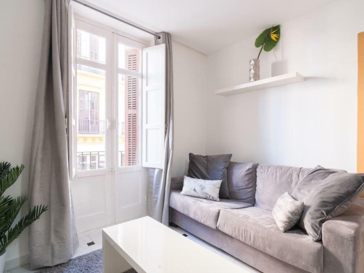 Apartamentos Bolsa Larios Málaga Dış mekan fotoğraf