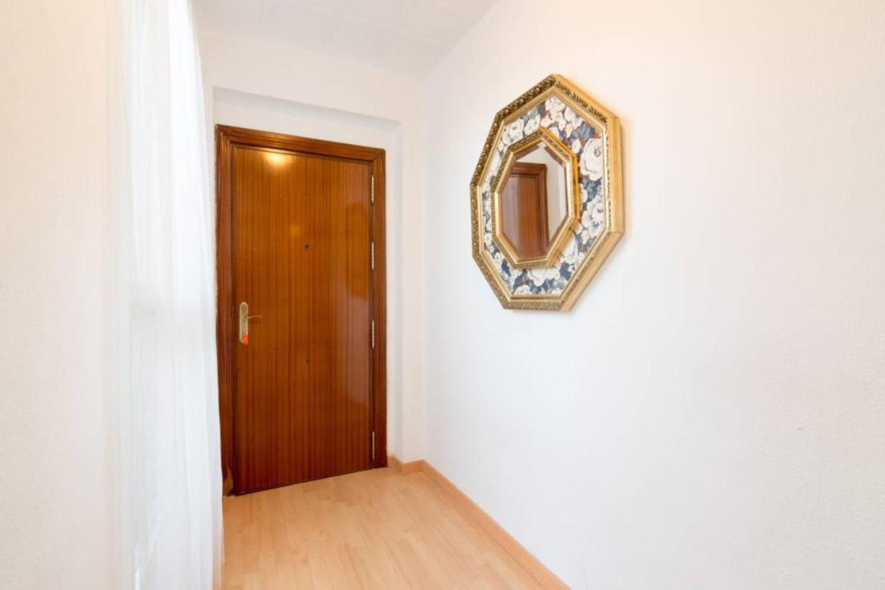 Apartamentos Bolsa Larios Málaga Dış mekan fotoğraf