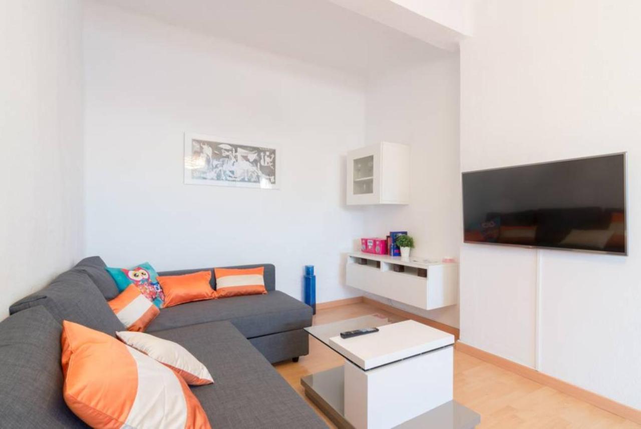 Apartamentos Bolsa Larios Málaga Dış mekan fotoğraf