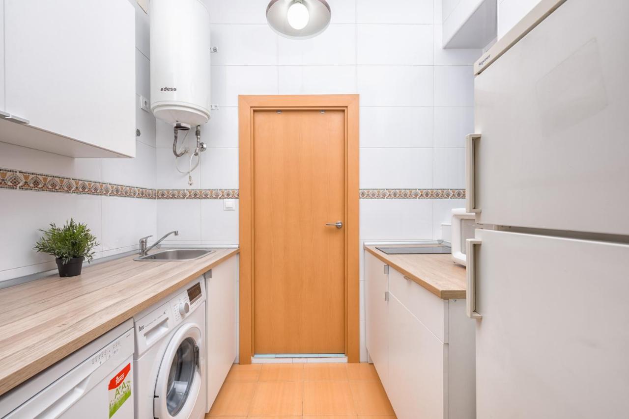 Apartamentos Bolsa Larios Málaga Dış mekan fotoğraf