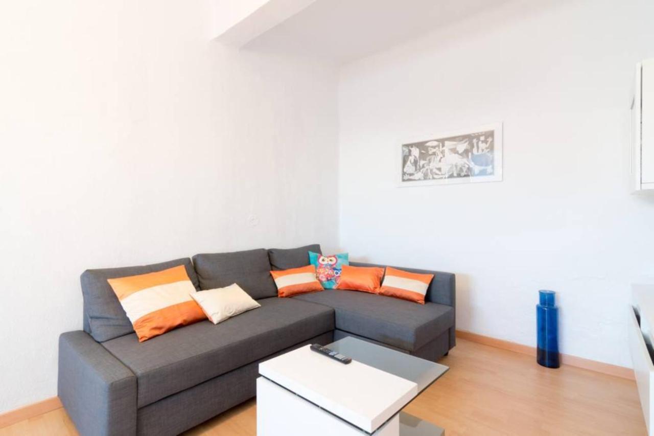 Apartamentos Bolsa Larios Málaga Dış mekan fotoğraf
