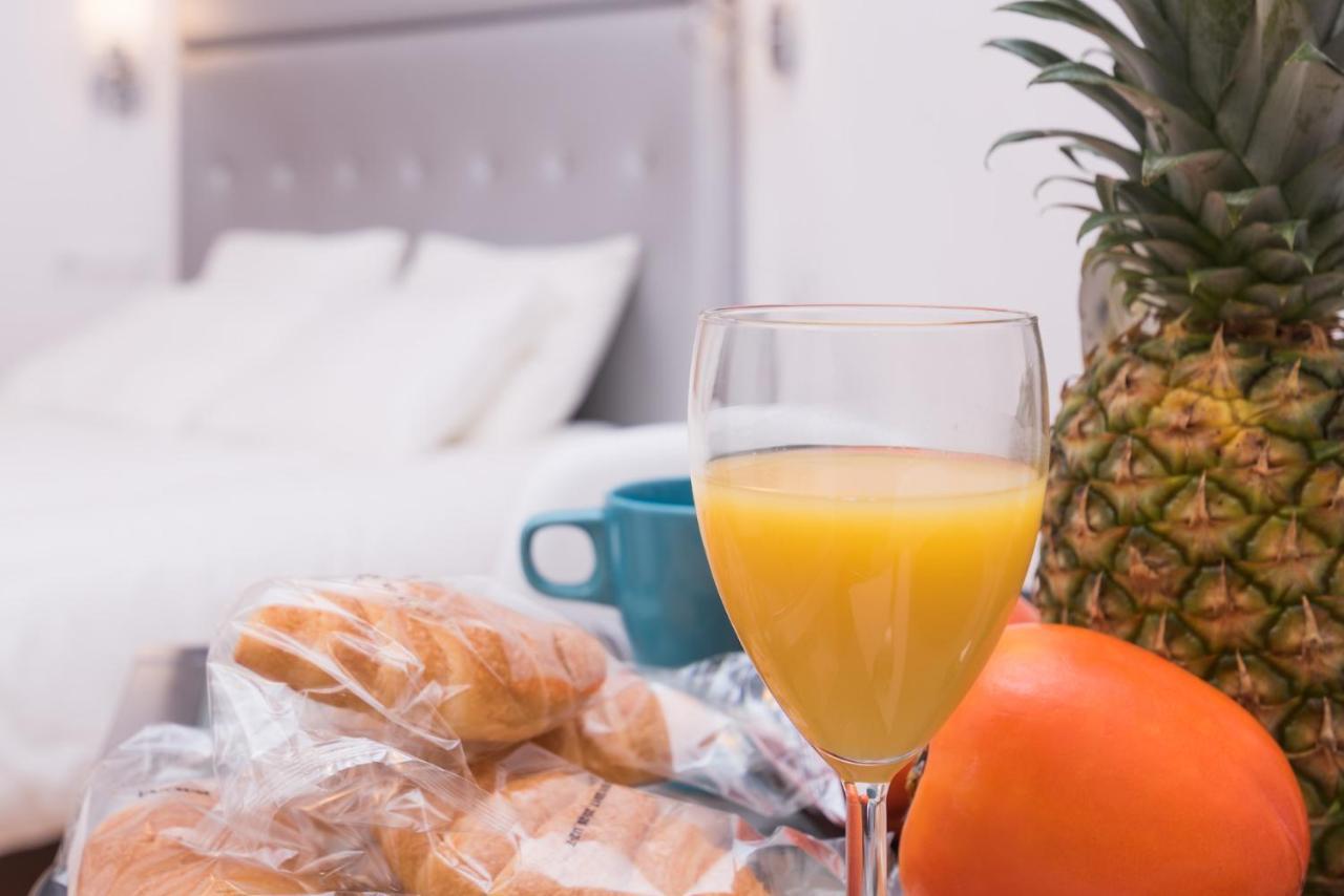 Apartamentos Bolsa Larios Málaga Dış mekan fotoğraf
